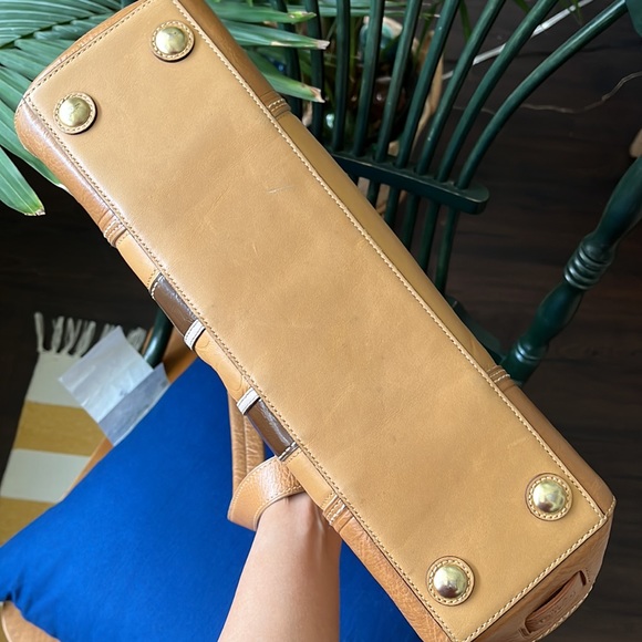 Coach Vintage Leather Hampton Shoulder Bag EUC - Picture 12 of 12